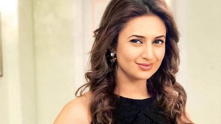 Divyanka Tripathi Age