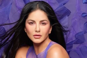 Sunny Leone Age